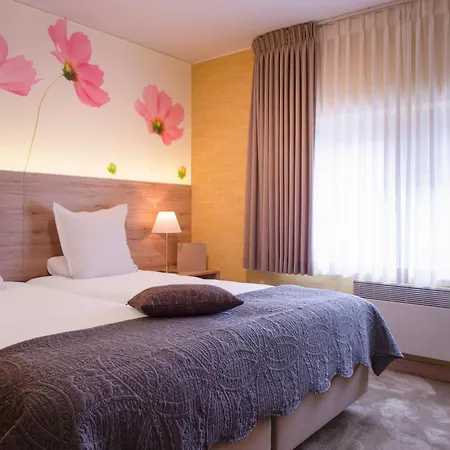 Du Peiffeschof, The Originals Relais Hotell 3*