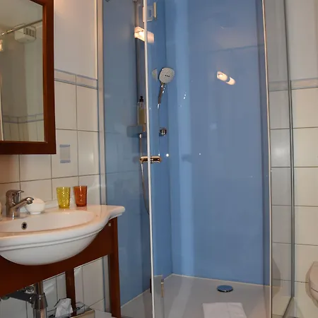 Du Peiffeschof, The Originals Relais ホテル アーロン