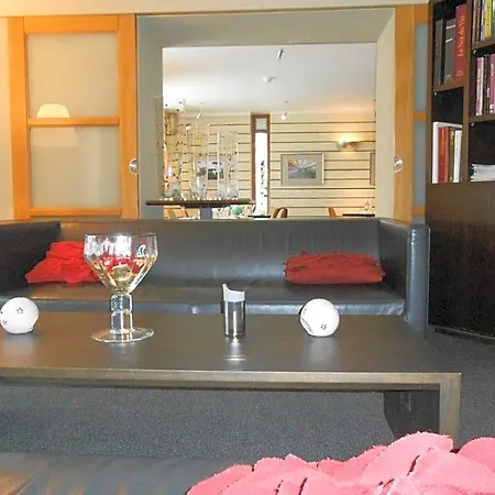 Du Peiffeschof, The Originals Relais Hotell