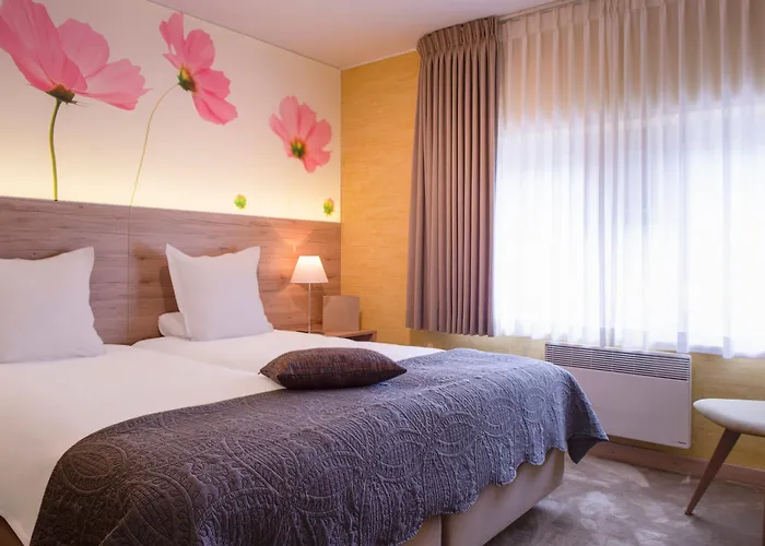 ホテル Du Peiffeschof, The Originals Relais アーロン